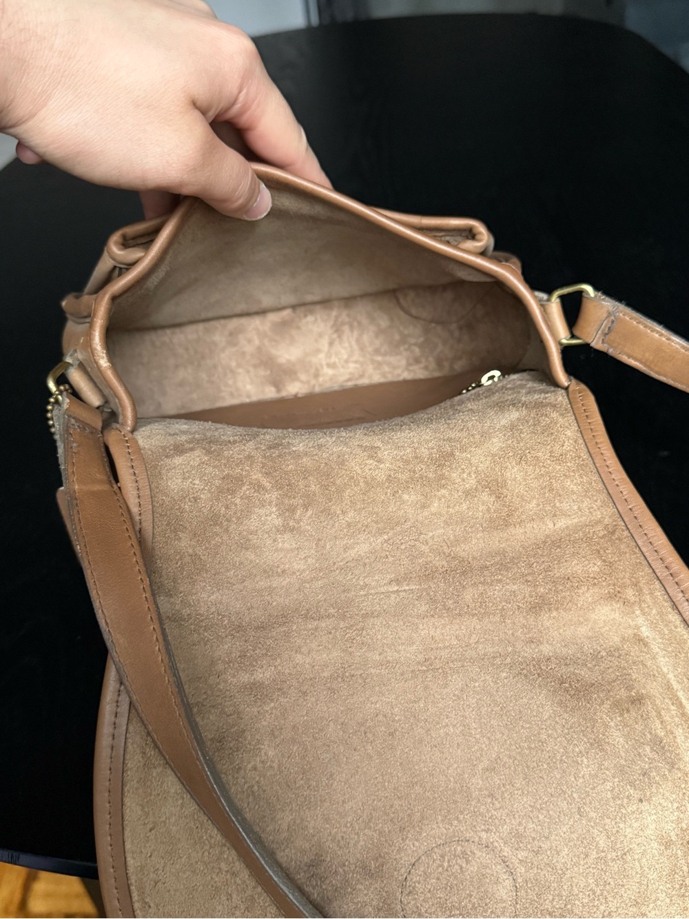 Vintage Coach NYC Tan Saddle Bag - Picture 7 of 12